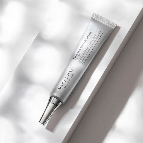 Crema iluminadora para el contorno de ojos con ácido tranexámico Mary&May Tranexamic Acid Glutathione Eye Cream, 30 ml