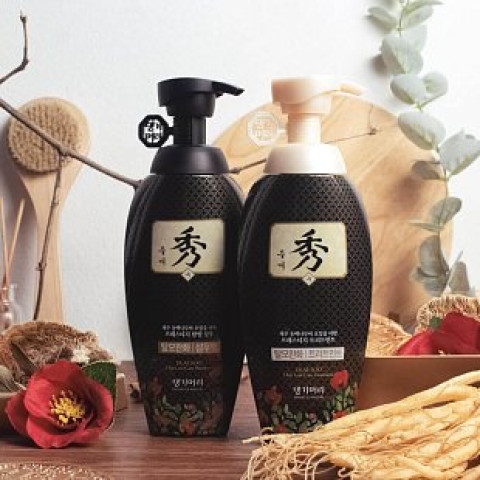 Bálsamo anticaída con aceite de camelia Daeng Gi Meo Ri Dlae Soo Anti-Hair Loss Treatment 500 ml