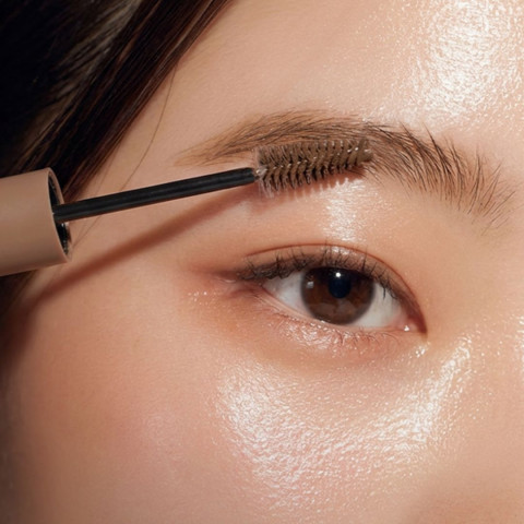 Máscara de cejas en gel PULUK Brow Gel Mascara NALDAA tono Gray Brown